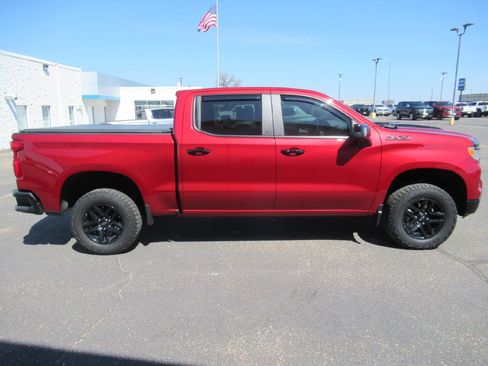 Certified 2023 Chevrolet Silverado 1500 LT Trail Boss w/ LT Trail Boss Premium Package AWD/4WD image 4