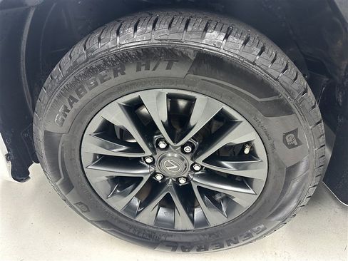Used 2023 Lexus GX 460 Premium image 19