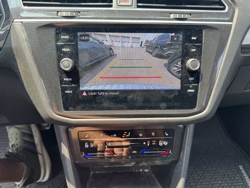 Used 2024 Volkswagen Tiguan SEL R-Line AWD/4WD image 19