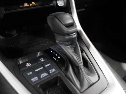 Certified 2023 Toyota RAV4 LE image 21