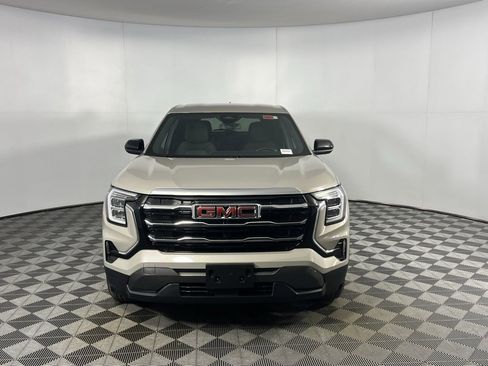 Used 2025 GMC Terrain Elevation image 6