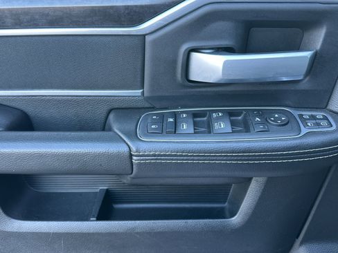 Used 2024 RAM 2500 Big Horn w/ Bed Utility Group image 11