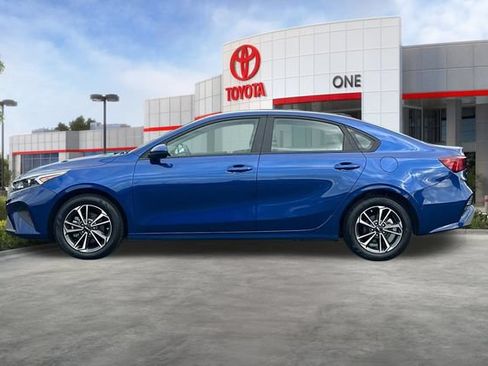 Used 2024 Kia Forte LXS FWD image 8