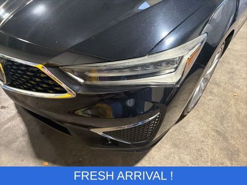 Used 2019 Acura ILX image 3