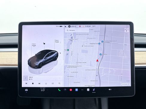 Used 2023 Tesla Model 3 Standard Range RWD image 5