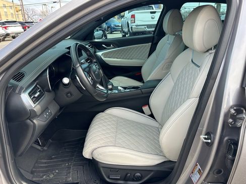 Used 2024 Genesis G70 3.3T Advanced w/ Sport Prestige Package image 13