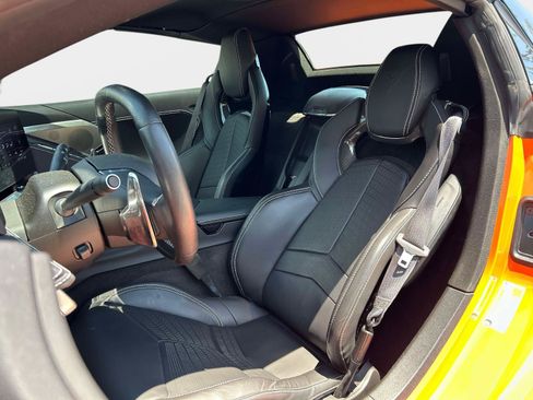 Used 2023 Chevrolet Corvette Stingray Preferred Conv w/ Z51 Performance Package RWD image 14