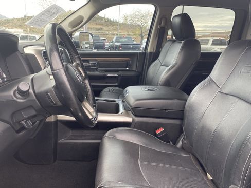 Used 2018 RAM 2500 Laramie w/ Convenience Group image 9