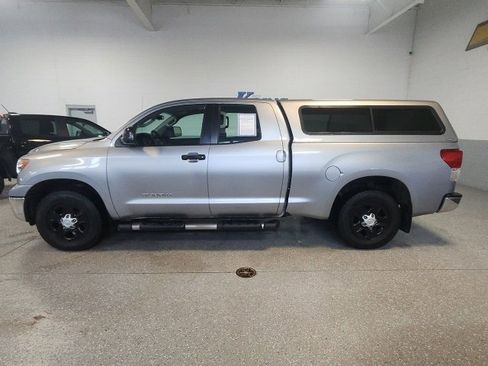 Used 2012 Toyota Tundra 4x4 Double Cab image 2