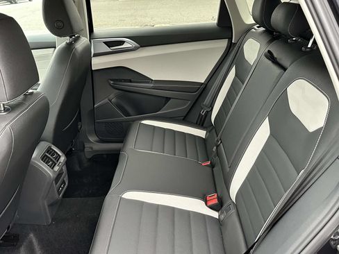 New 2026 Volkswagen Taos SEL AWD/4WD image 13