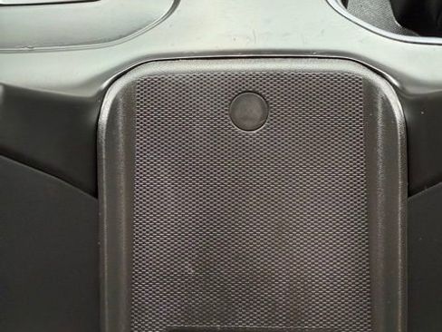 Used 2024 GMC Sierra 3500 Denali w/ Denali Reserve Package image 32