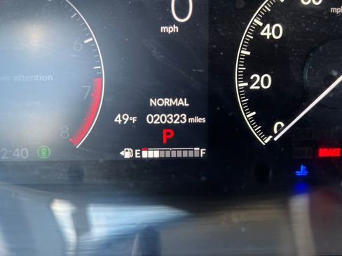 Used 2023 Honda HR-V LX image 22