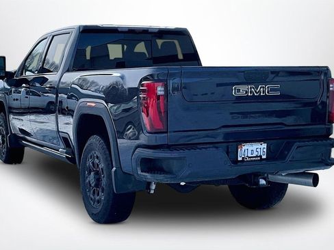 Used 2024 GMC Sierra 2500 Denali Ultimate image 4