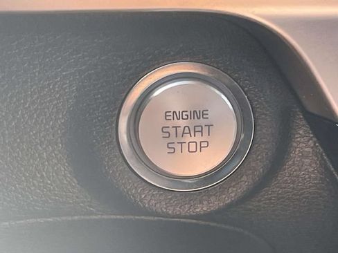 Certified 2024 Kia Telluride LX FWD image 28