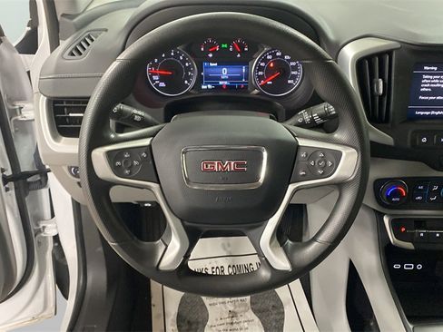 Used 2023 GMC Terrain SLE w/ Driver Convenience Package image 20