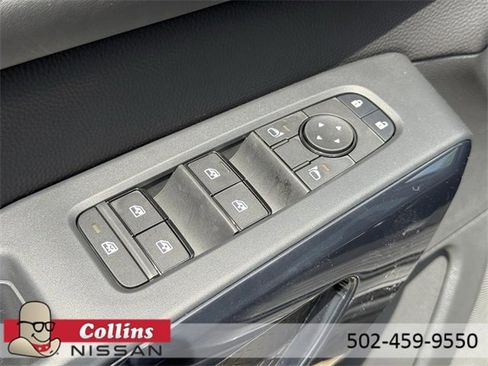 New 2025 Nissan Pathfinder SV w/ Cargo Package image 19