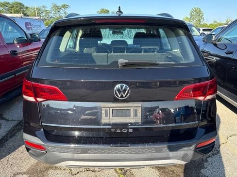 Used 2022 Volkswagen Taos S FWD image 4