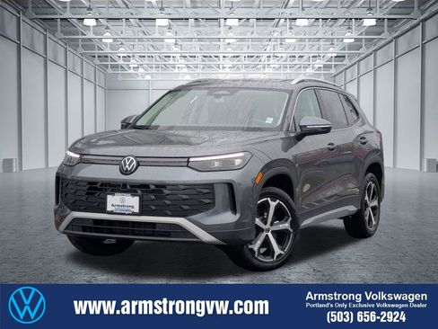 New 2026 Volkswagen Tiguan SE image 1