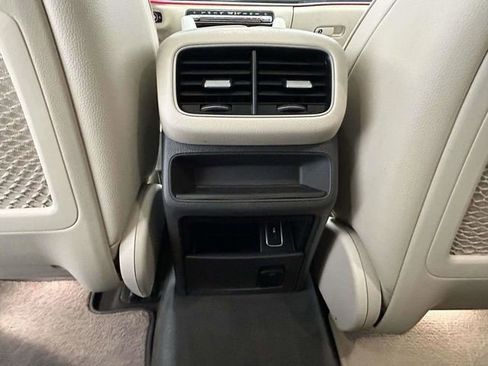 Used 2020 Mercedes-Benz GLE 350 image 10