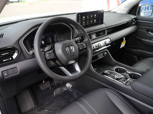 New 2026 Honda Pilot image 15