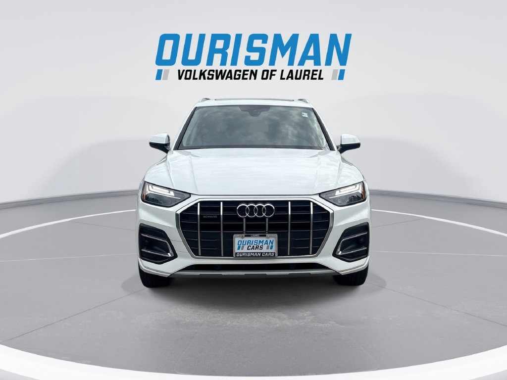 Used 2023 Audi Q5 2.0T Premium w/ Convenience Package AWD/4WD image 3