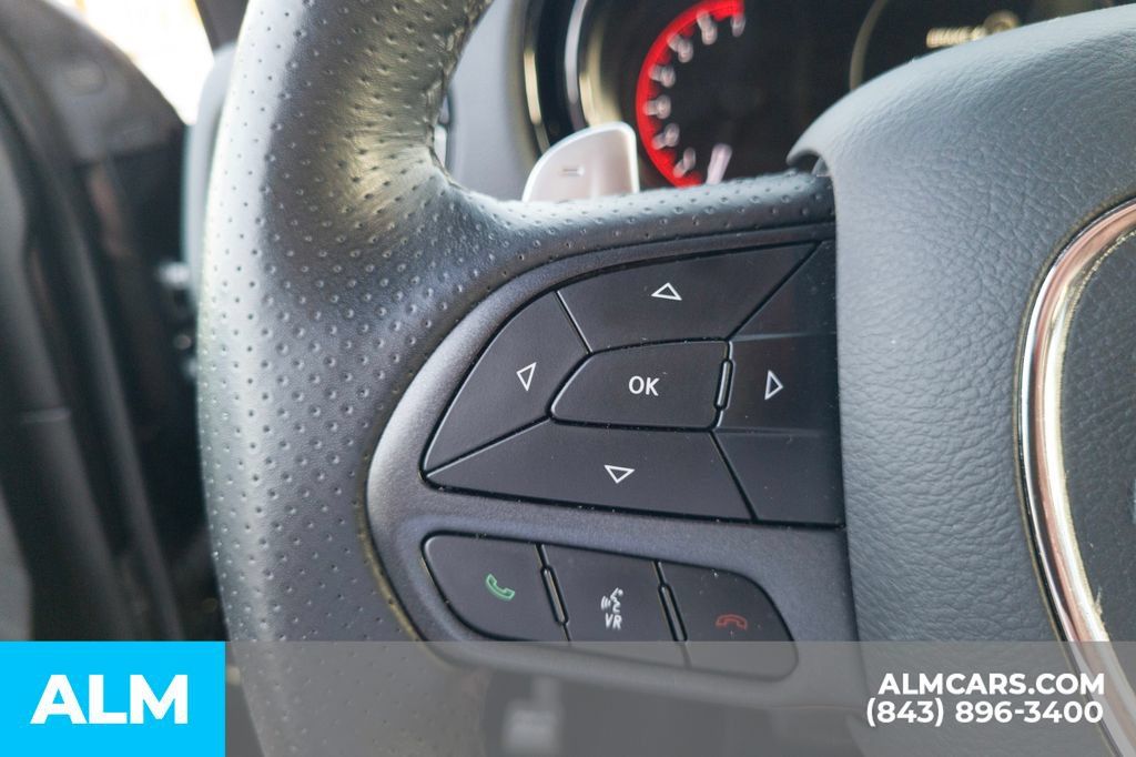 Used 2025 Dodge Durango GT RWD image 12