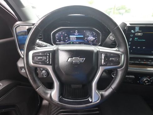 Used 2024 Chevrolet Silverado 1500 RST AWD/4WD image 19