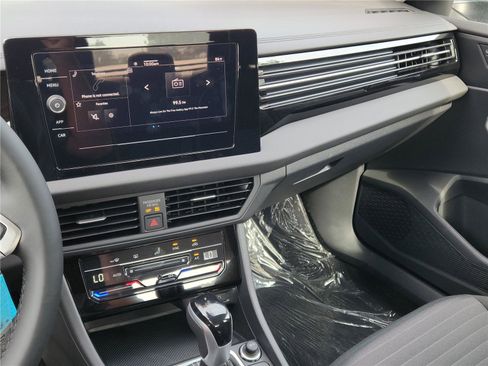 New 2025 Volkswagen Jetta S image 18