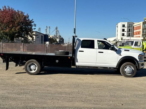New 2026 RAM 5500 Tradesman w/ Chrome Appearance Group image 2