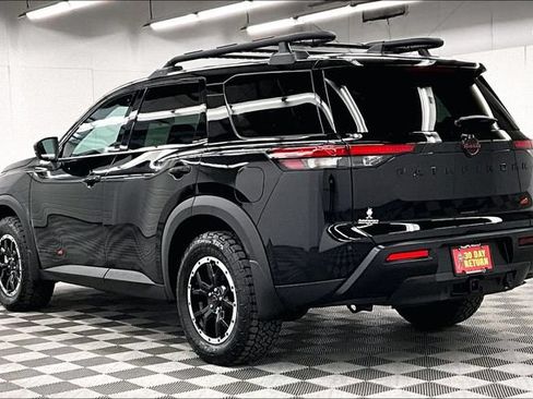 New 2026 Nissan Pathfinder Rock Creek w/ Rock Creek Premium Package AWD/4WD image 4