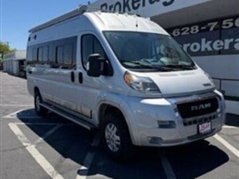 Used 2019 RAM ProMaster 3500 w/ Premium Appearance Group FWD image 7