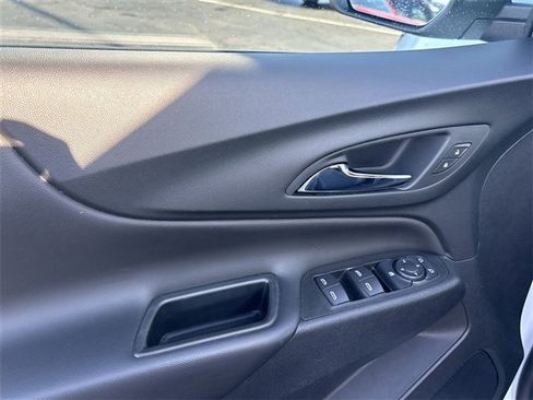 Certified 2023 Chevrolet Equinox LT image 22