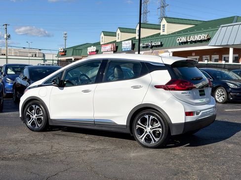 Used 2021 Chevrolet Bolt Premier w/ Infotainment Package image 3