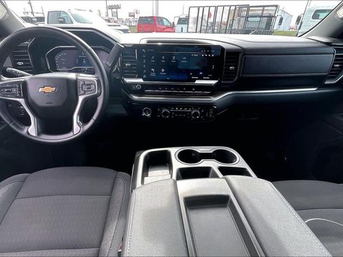 Used 2024 Chevrolet Silverado 1500 LT image 15