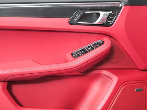 New 2026 Porsche Macan GTS AWD/4WD image 6