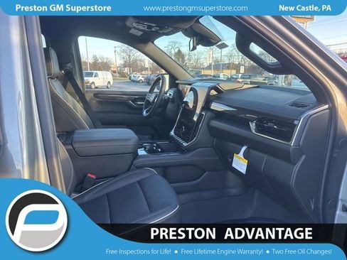 New 2026 GMC Yukon XL Elevation w/ LPO, Floor Liner Package AWD/4WD image 8