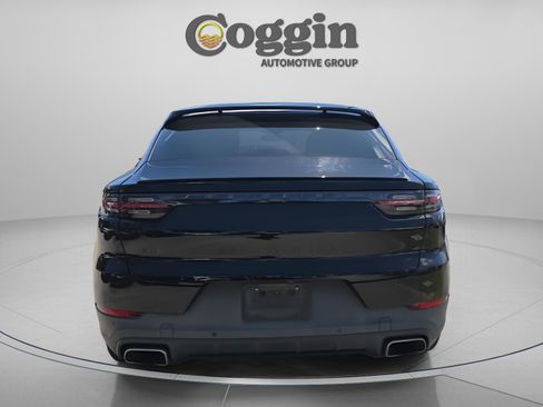 Used 2020 Porsche Cayenne AWD/4WD image 4