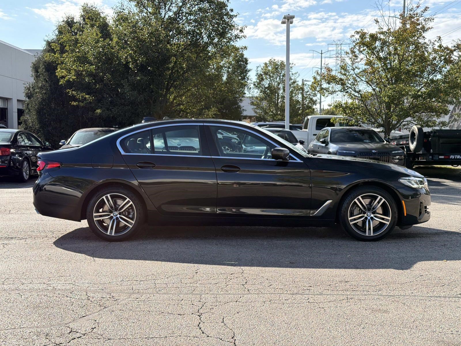 Used 2022 BMW 530i xDrive w/ Premium Package AWD/4WD image 7