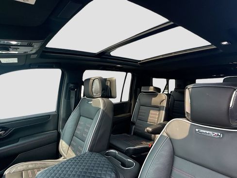 Used 2025 GMC Yukon XL AT4 Ultimate w/ LPO, Floor Liner Package AWD/4WD image 19