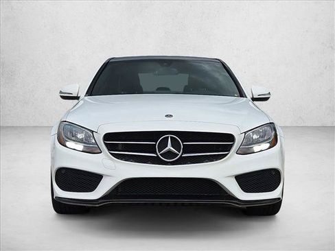 Used 2018 Mercedes-Benz C 300 Sedan image 2