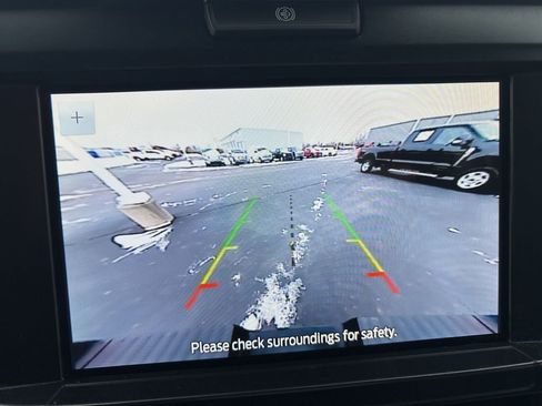 Used 2025 Ford F250 XLT image 23