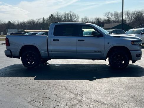 New 2026 RAM 1500 4x4 Crew Cab image 44