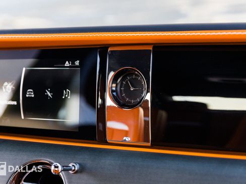 Used 2024 Rolls-Royce Ghost image 38