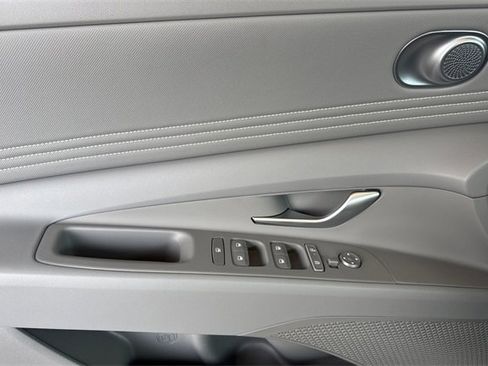 New 2026 Hyundai Elantra Sport image 11