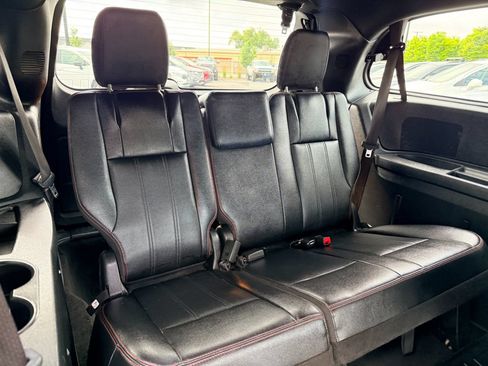 Used 2019 Dodge Grand Caravan GT FWD image 23
