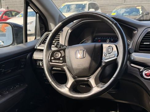 Used 2023 Honda Odyssey Elite image 19