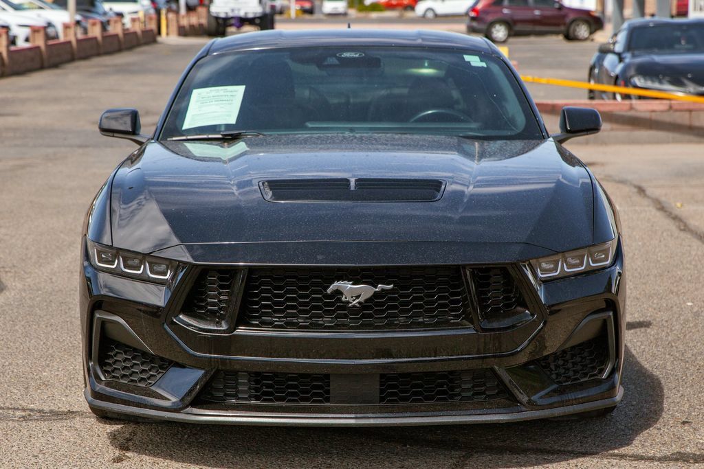 Used 2024 Ford Mustang GT Premium RWD image 3