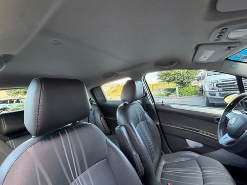 Used 2015 Chevrolet Spark LS FWD image 27