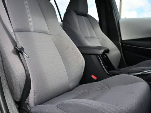 Used 2024 Toyota Corolla SE image 31