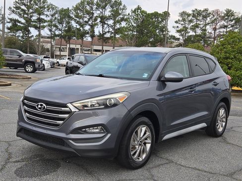 Used 2018 Hyundai Tucson SEL image 2